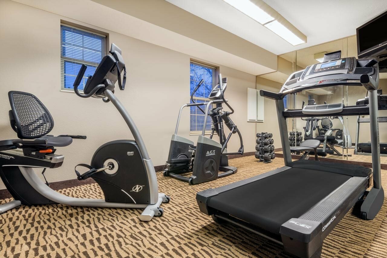 Фото Hawthorn Suites by Wyndham Louisville North