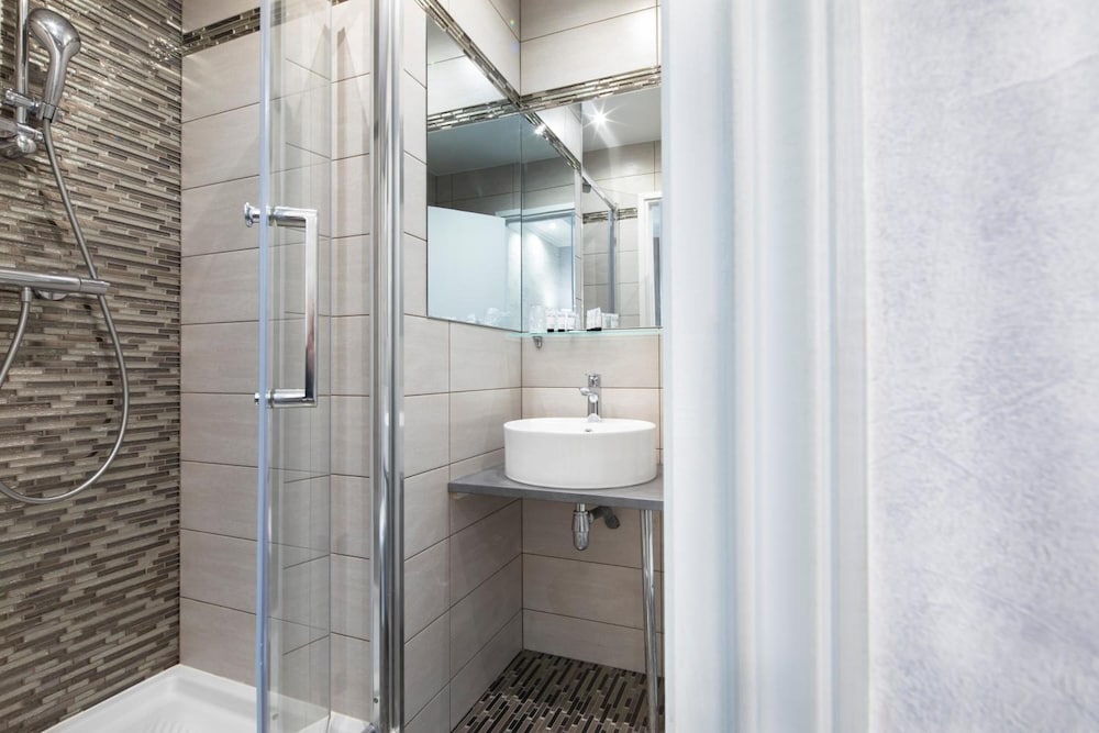 Фото Hotel de Geneve