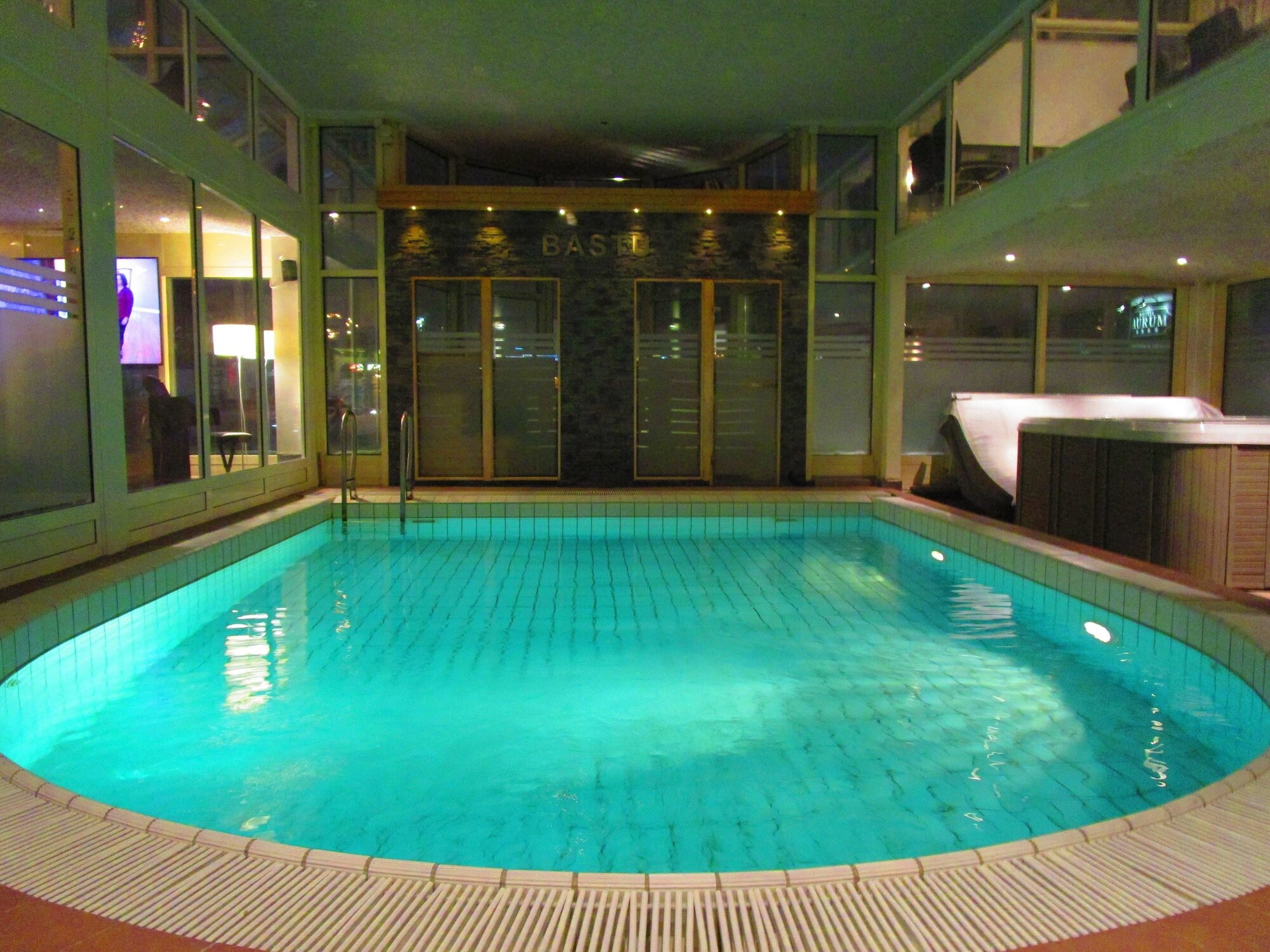 Фото отеля 2