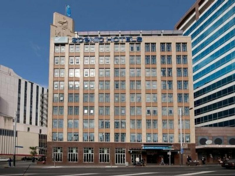 Фото отеля 1