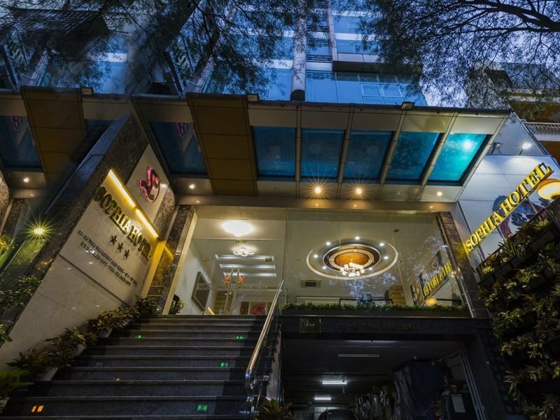 Фото отеля 1