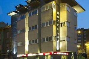 отель Hotel Villalegre