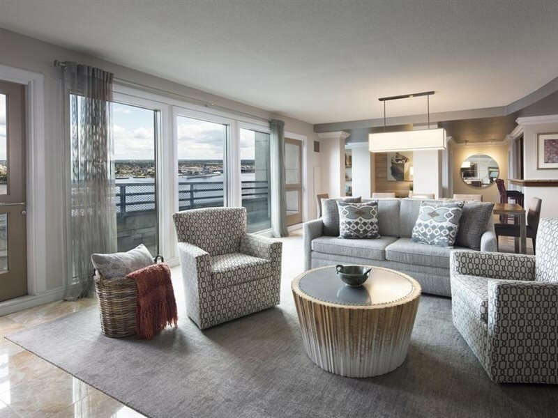 Фото Hilton Philadelphia at Penn's Landing