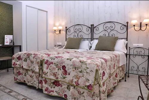 Гостиница Hotel Selu в Кордове