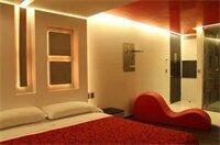 Hotel Puente Grande (Autonomous Community of Andalusia, Huelva, Calle Animas, 1), hotel