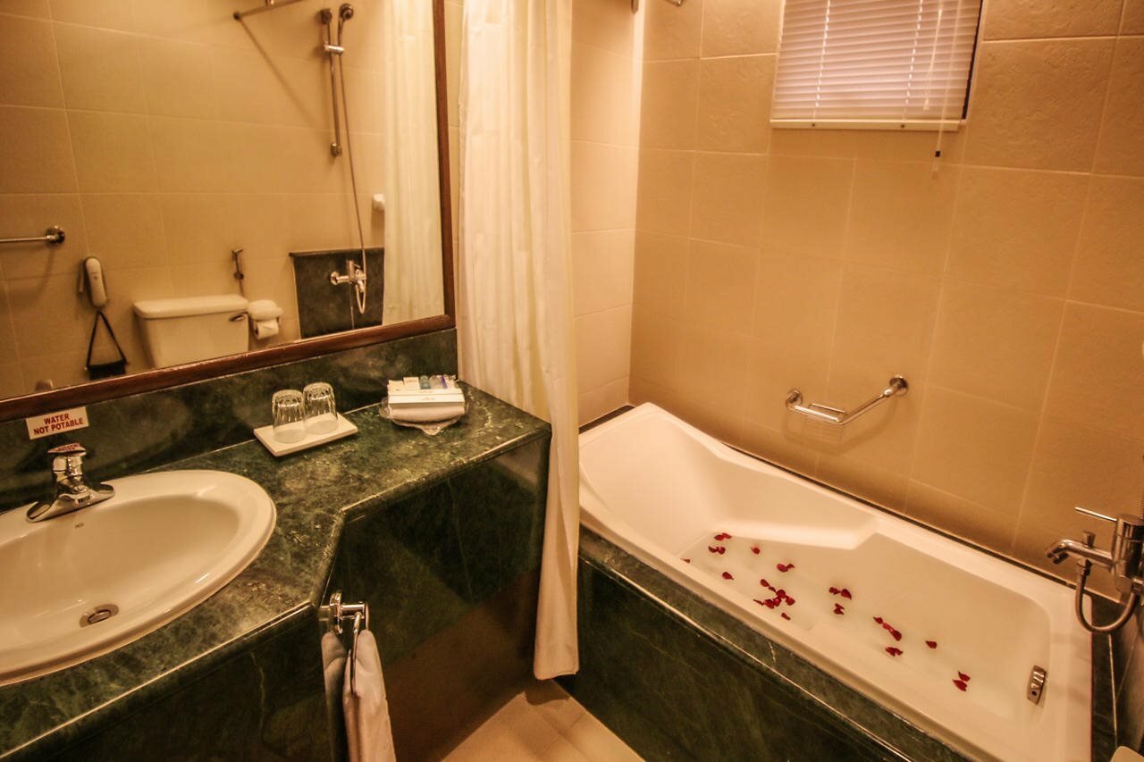 Фото Royal Bellagio Hotel