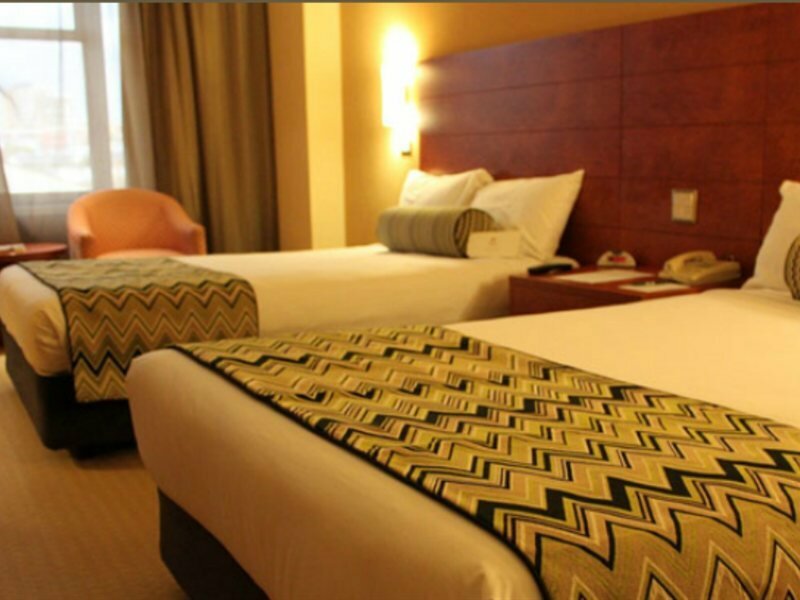 Фото The Sydney Boulevard Hotel