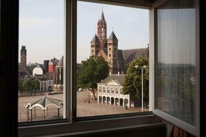 Гостиница Amrâth Hotel DuCasque