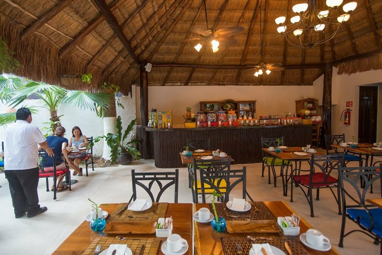 Фото Hacienda Paradise Hotel by Hospitality Wellbeing