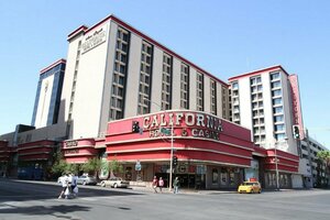 Гостиница California Hotel and Casino