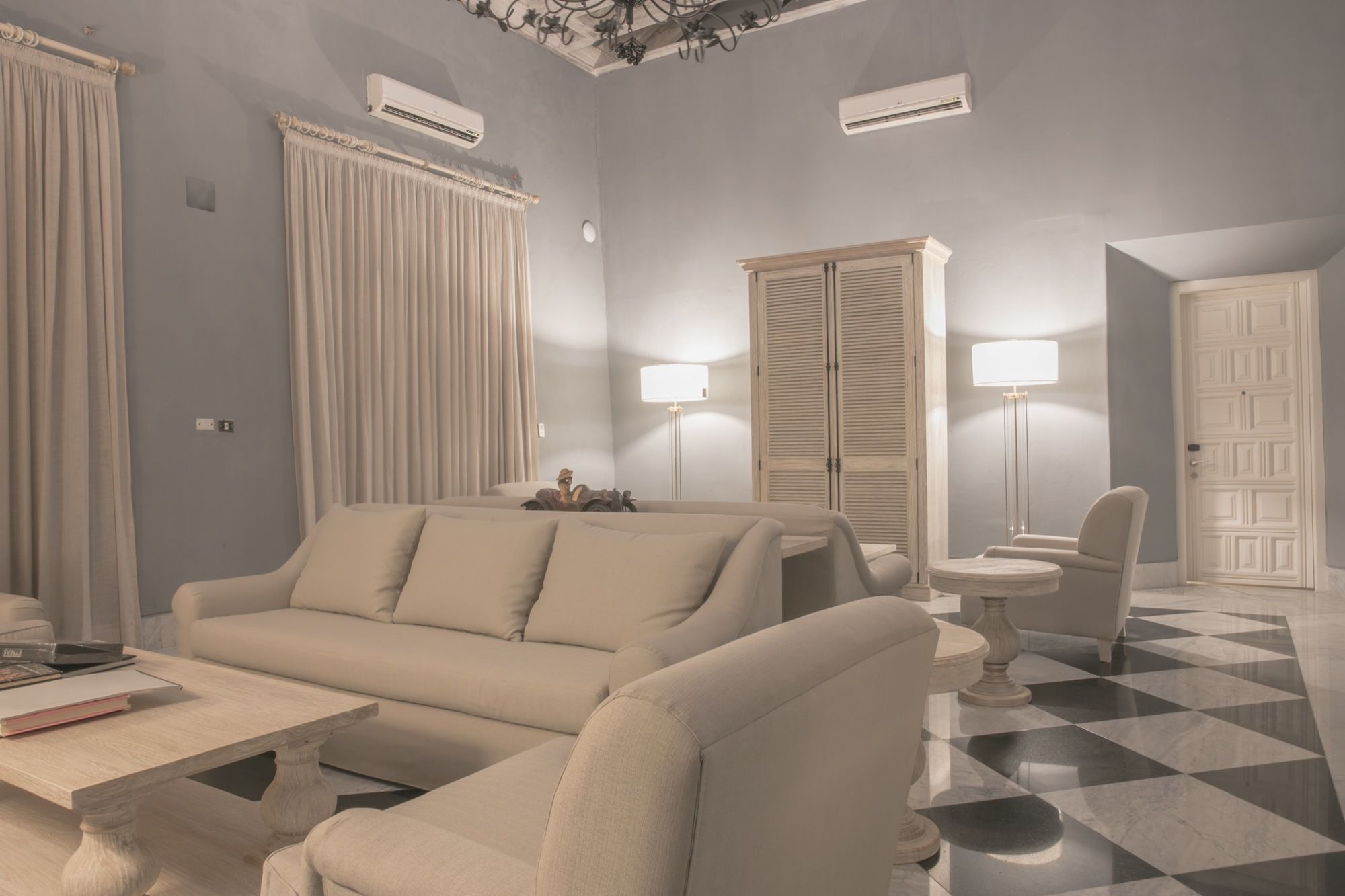 Фото Casa Cochera del Gobernador