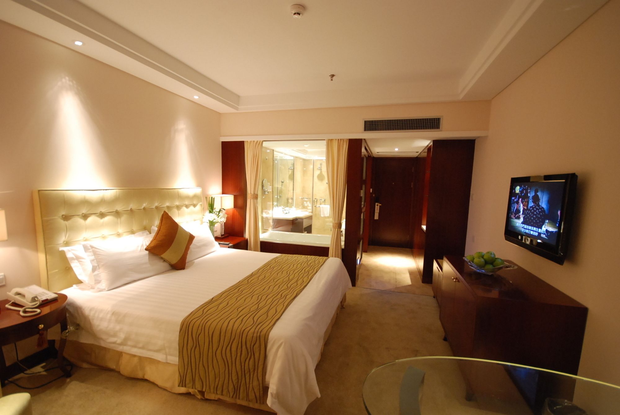 Фото Maison New Century Hotel Ningbo