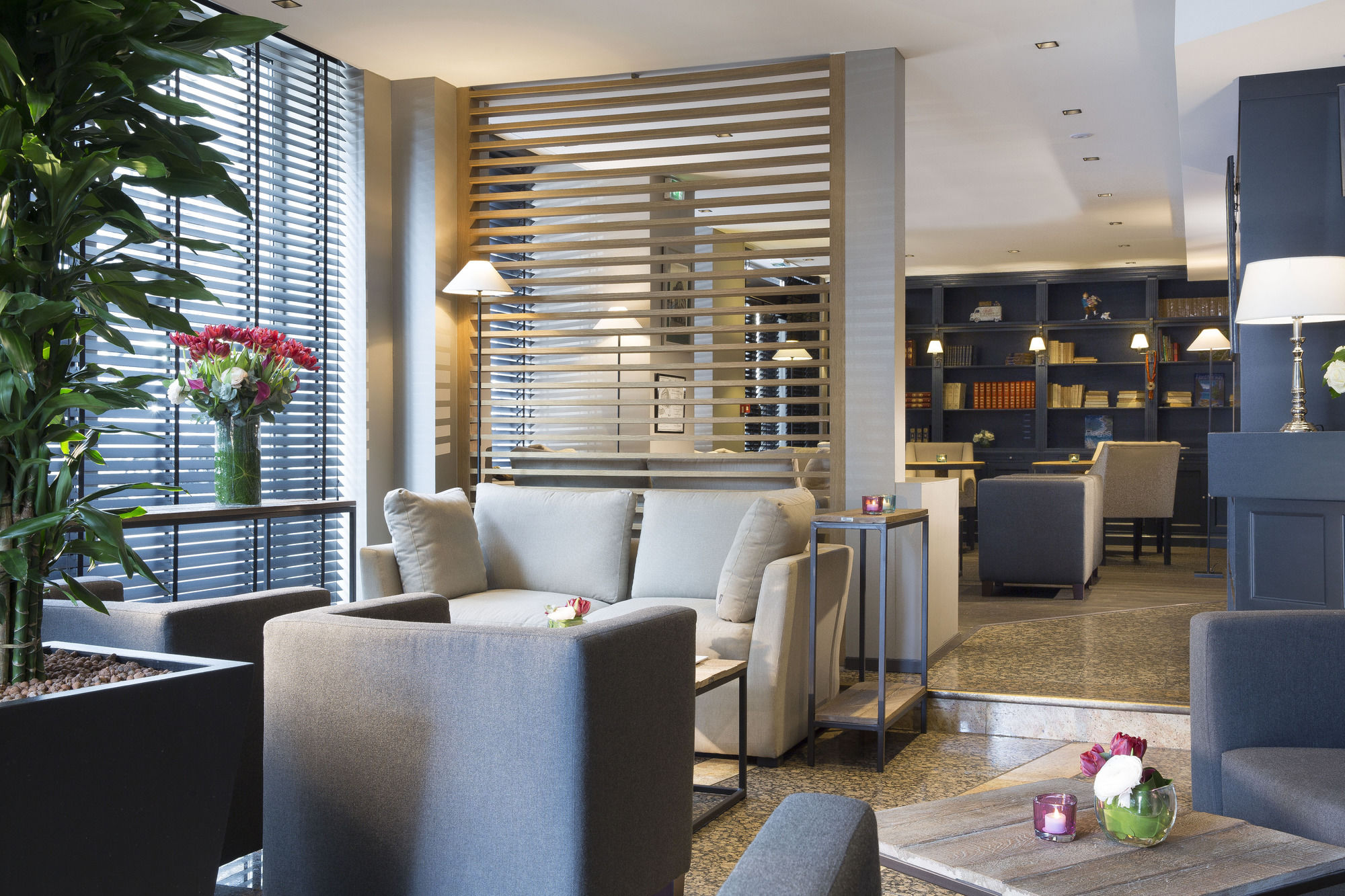 Фото Hotel Albert 1er Paris Lafayette