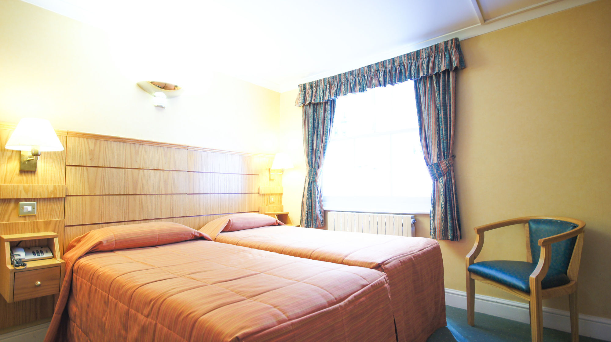 Фото Nayland Hotel