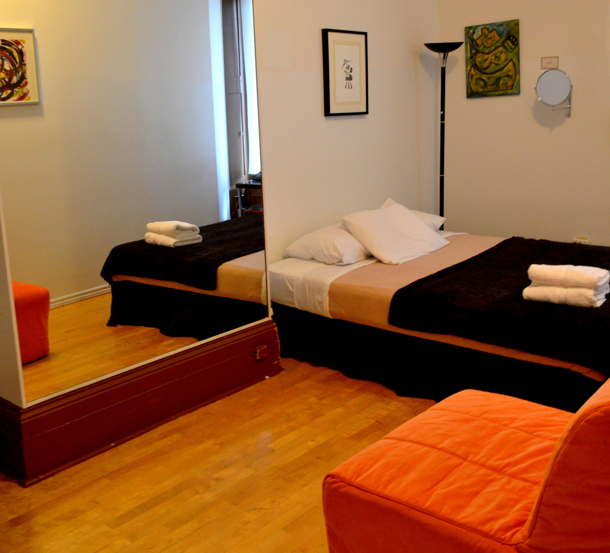 Фото Auberge & Hôtel Montréal Espace Confort