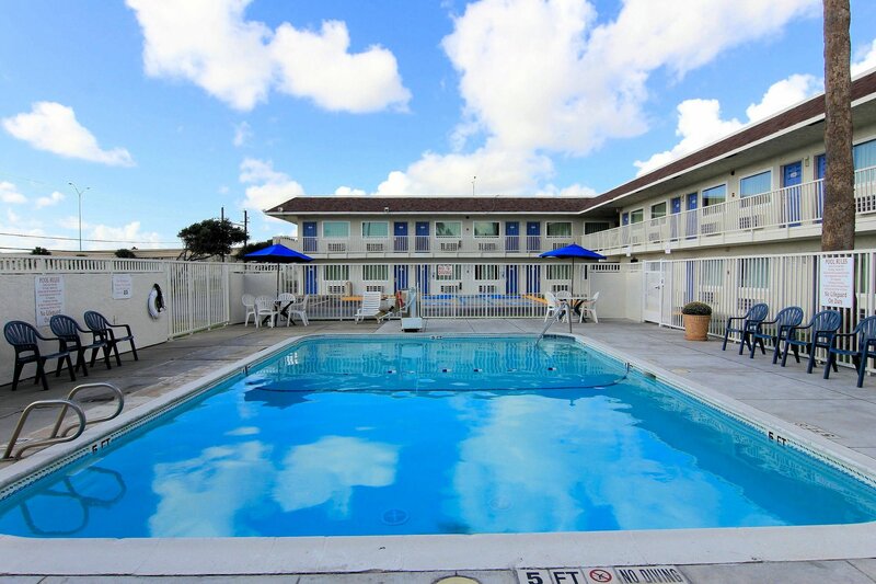 Гостиница Motel 6 Corpus Christi, Tx - East - North Padre Island в Корпус-Кристи