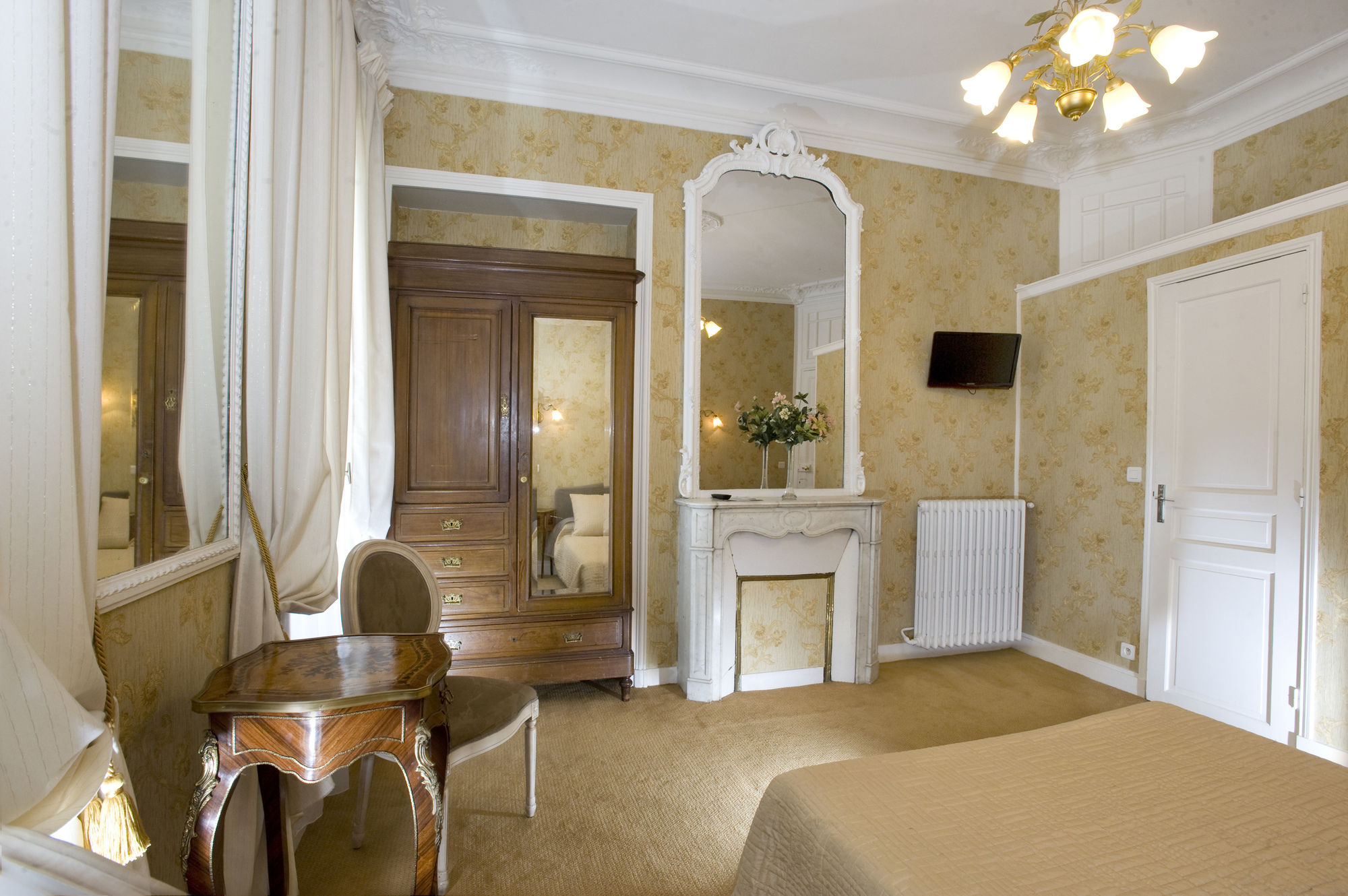 Фото Hôtel D'Argenson