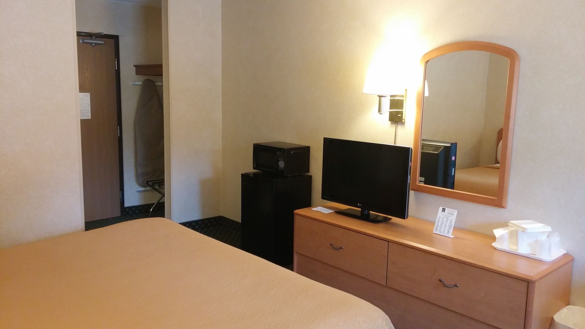 Фото Quality Inn Columbia Mall