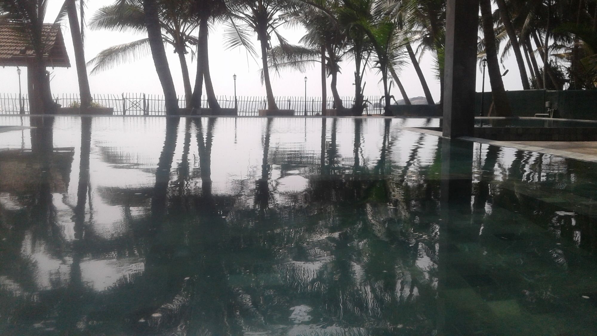 Фото Hikka FnR Villa