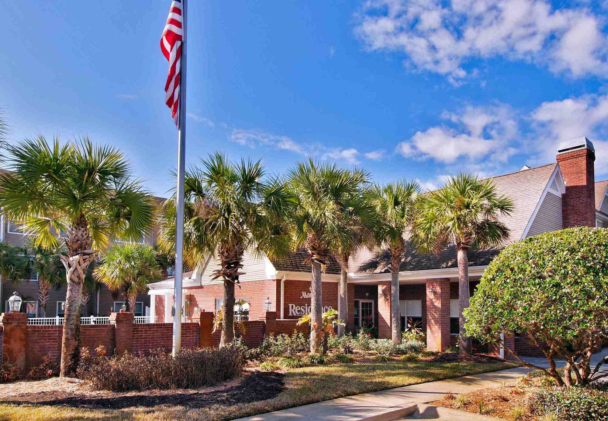 Фото Residence Inn by Marriott Tampa at USF/Medical Center