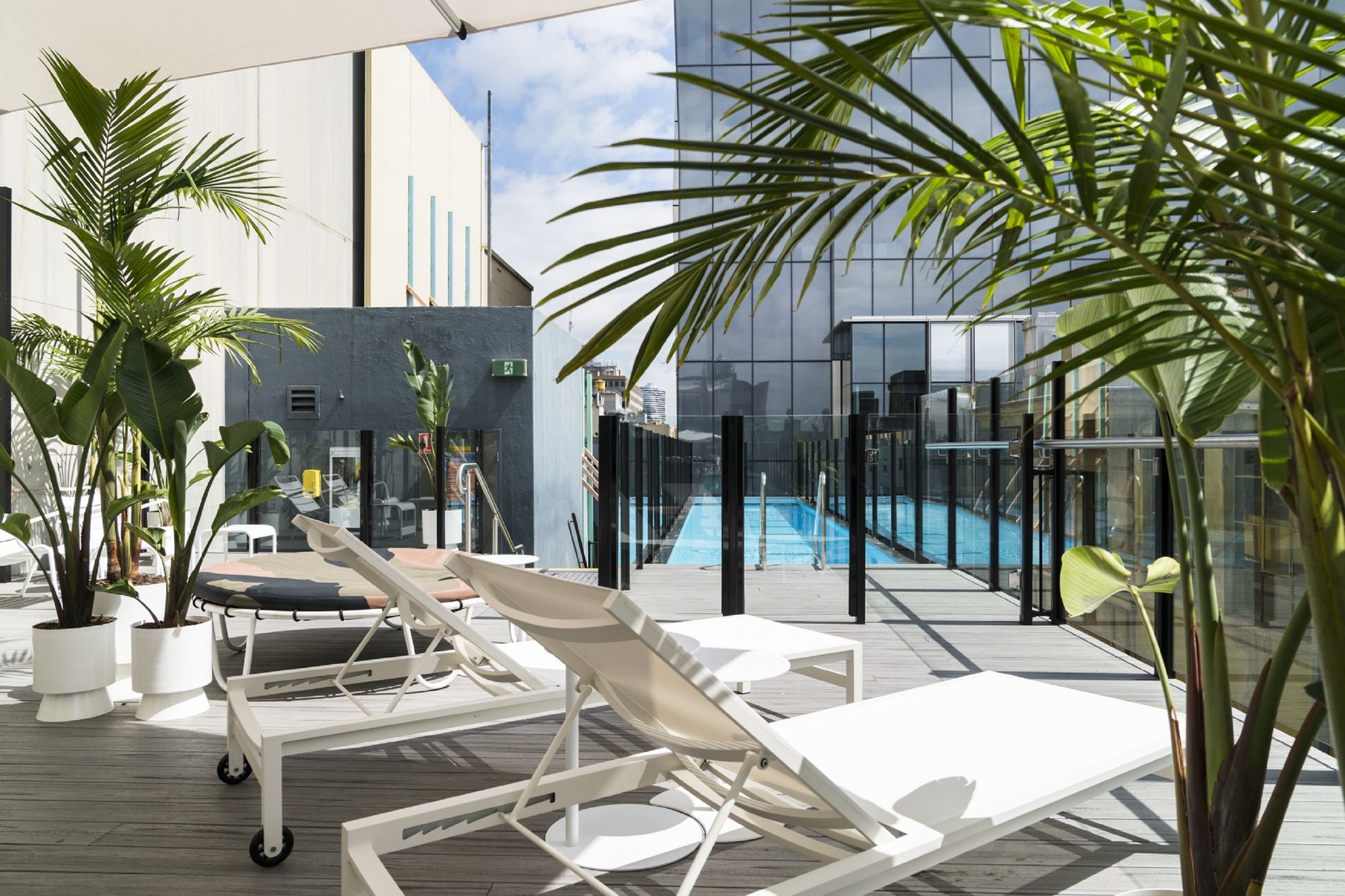 Фото Adelphi Hotel