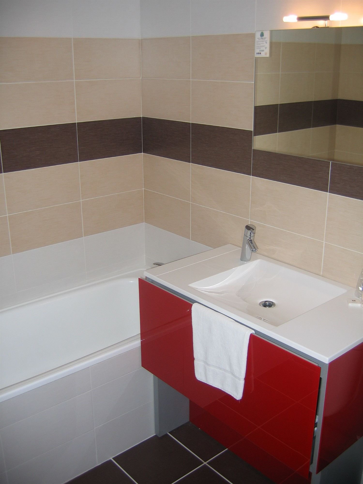 Фото Ibis Styles Annecy Centre Gare