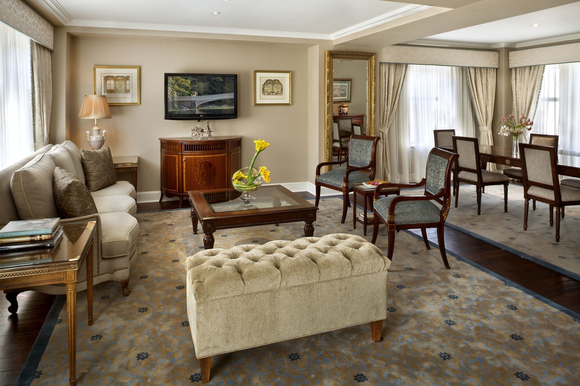 Фото Hotel Plaza Athenee