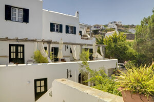Гостиница Studios and Suites Rania