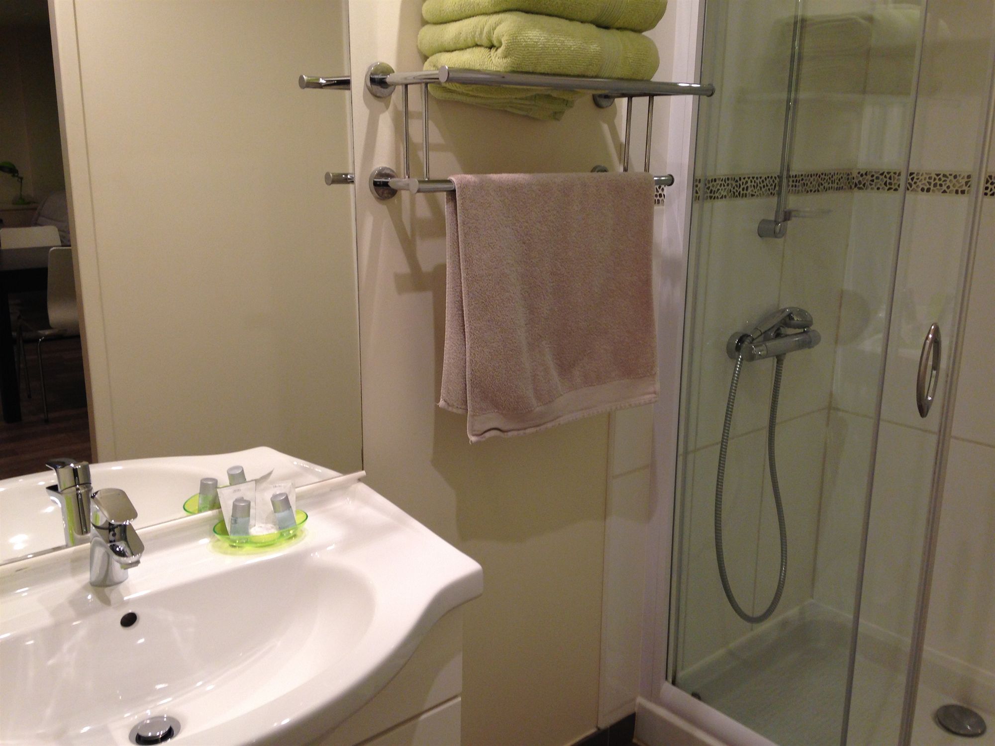 Фото Rent Cannes Résidence Gambetta