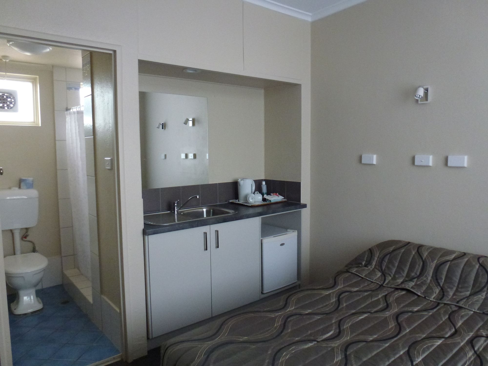 Фото Astor Hotel Motel