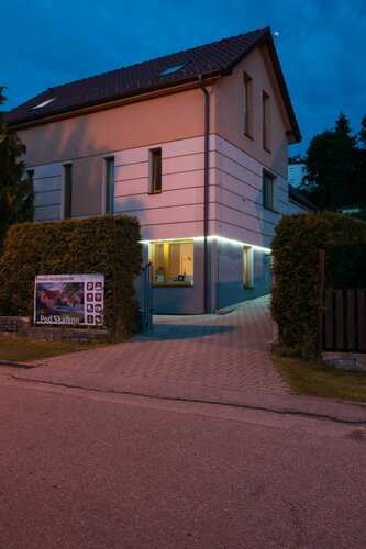 Гостиница Hotel Garni Pod Skalkou в Чески Крумлове