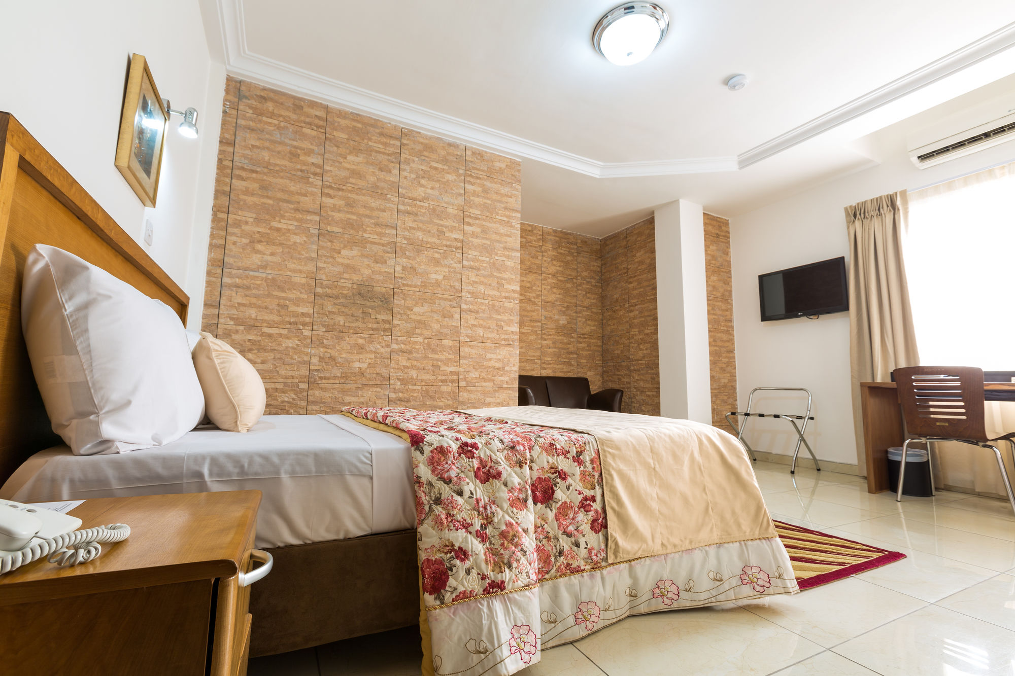 Фото Airport View Hotel