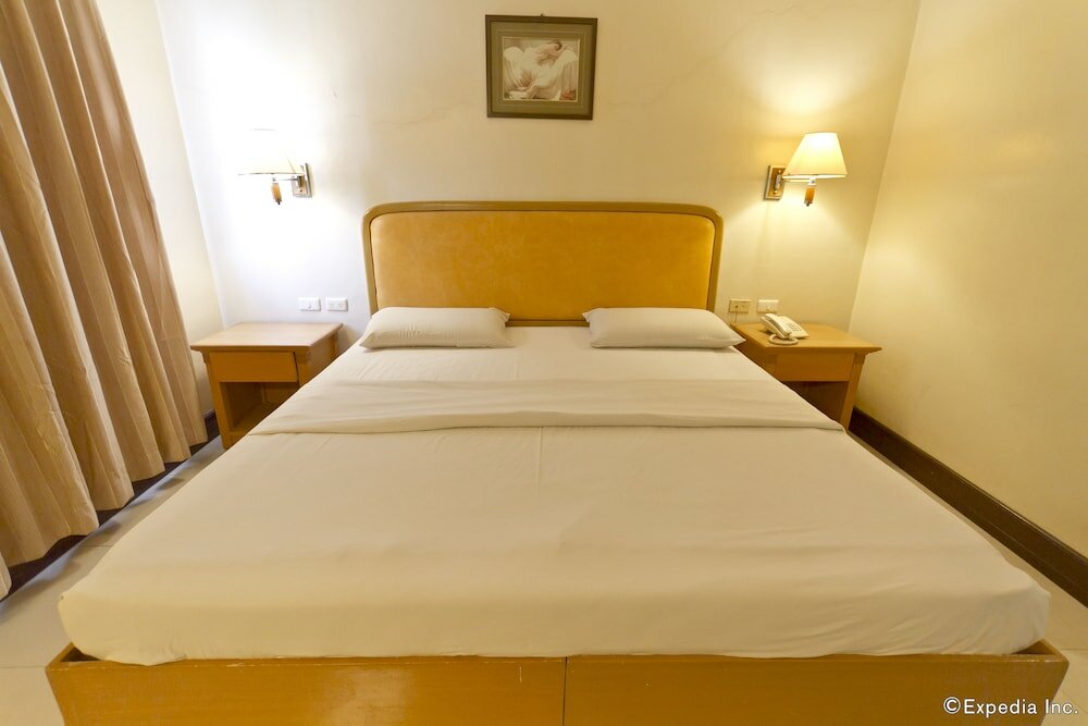 Фото Diplomat Hotel