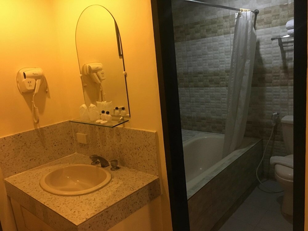 Фото Lourdes Suites