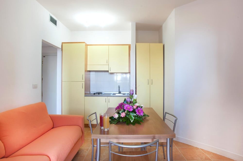 Фото Hotel Residence Oasi d'Oriente