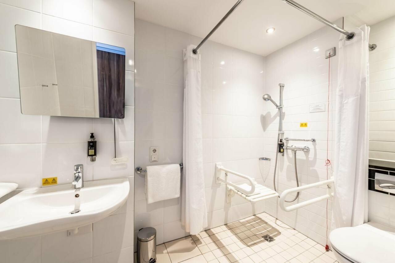 Фото 209348951139