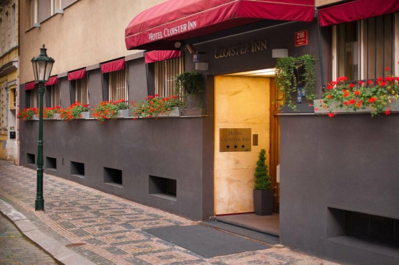 Фото Cloister Inn