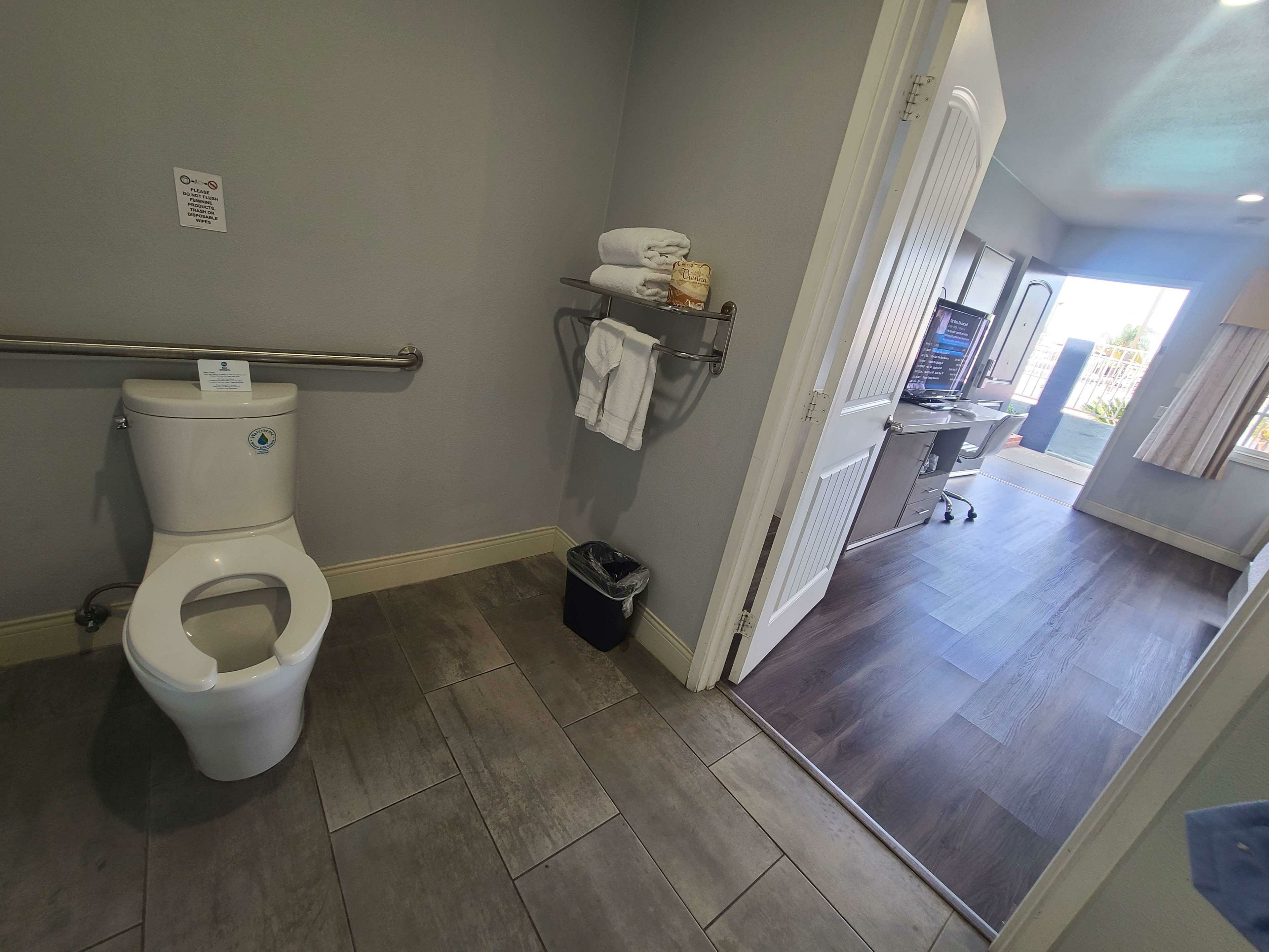 Фото Best Western Orange Plaza