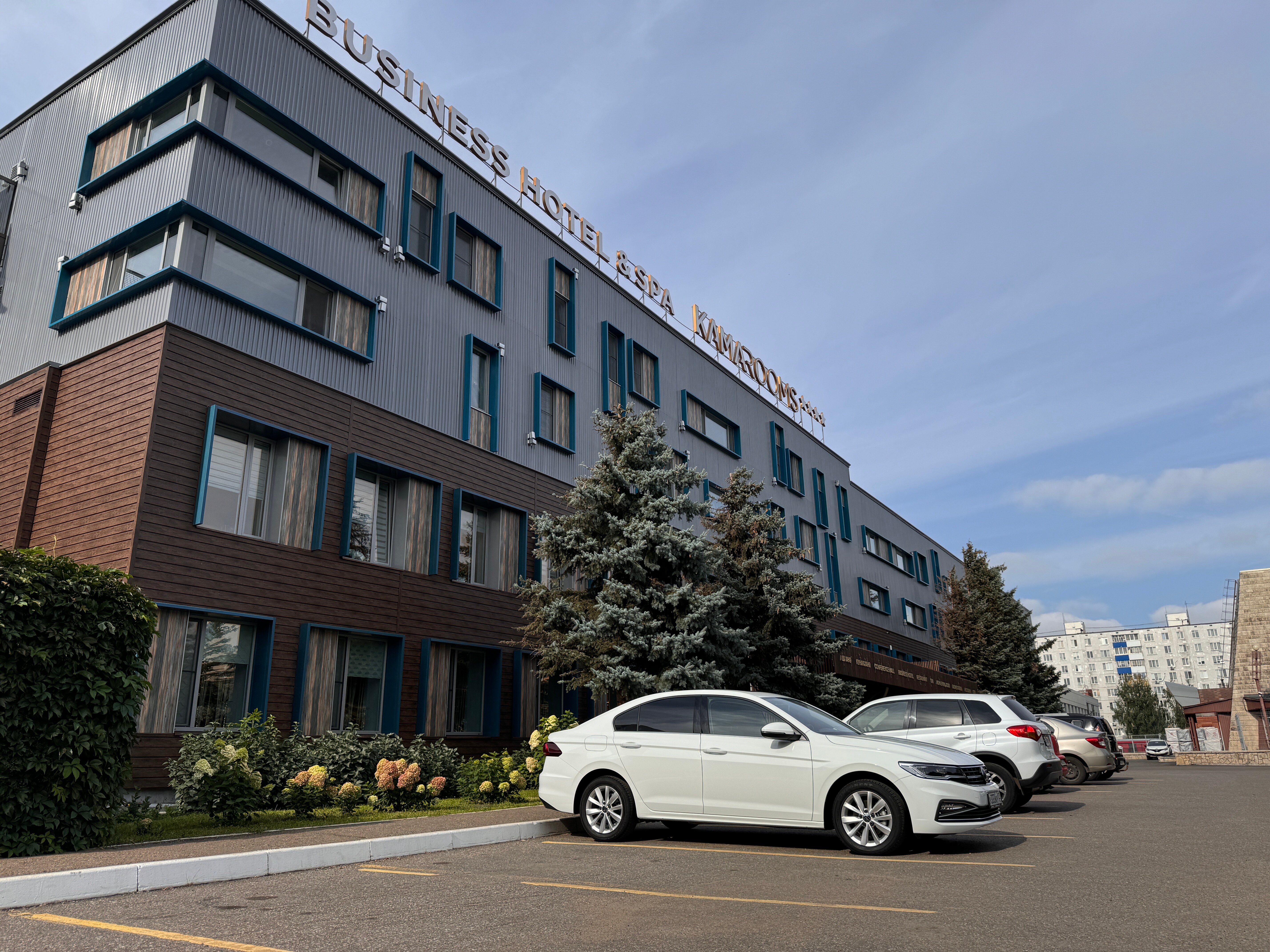 Фото Kamarooms Business Hotel & SPA