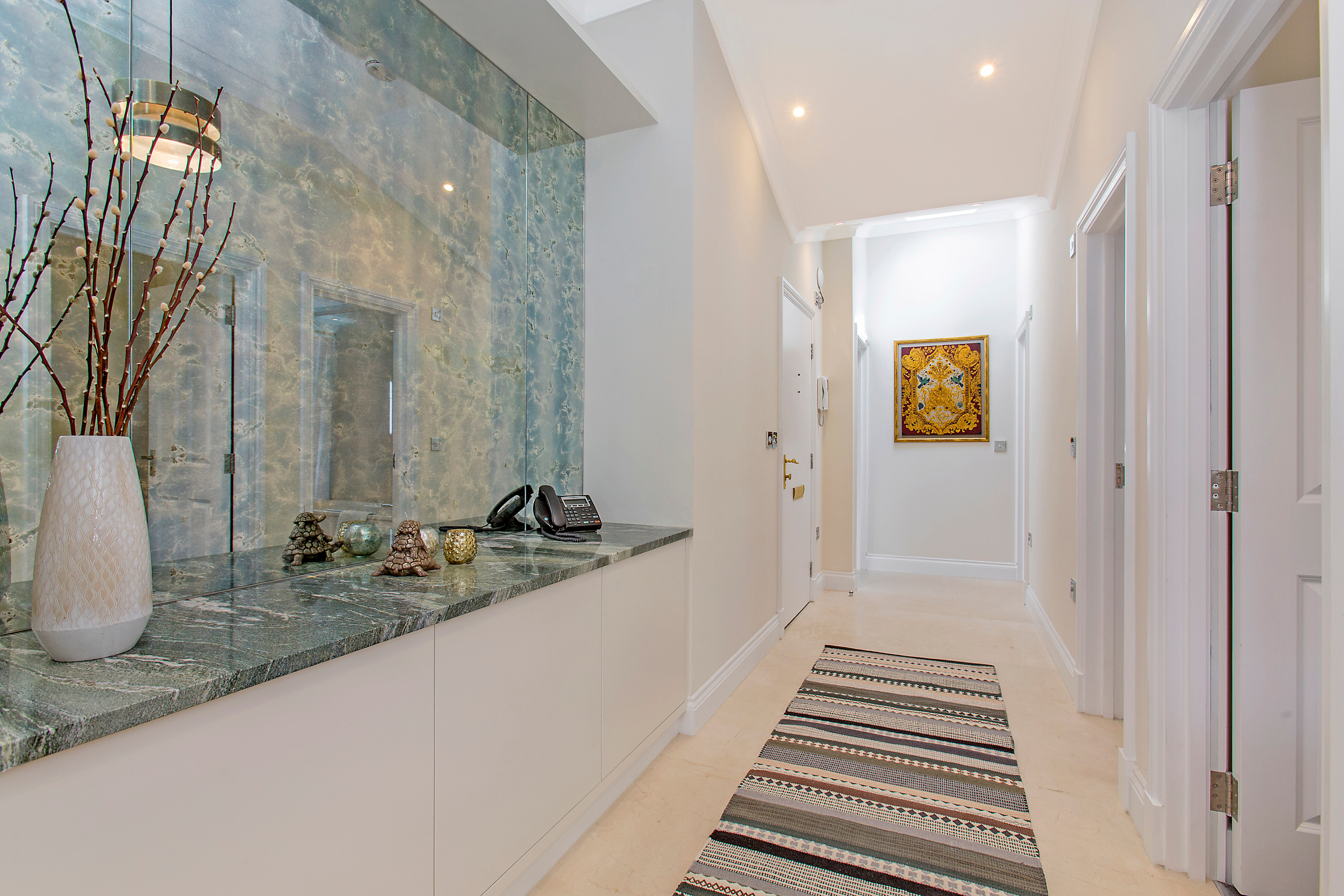 Фото Chesham Court