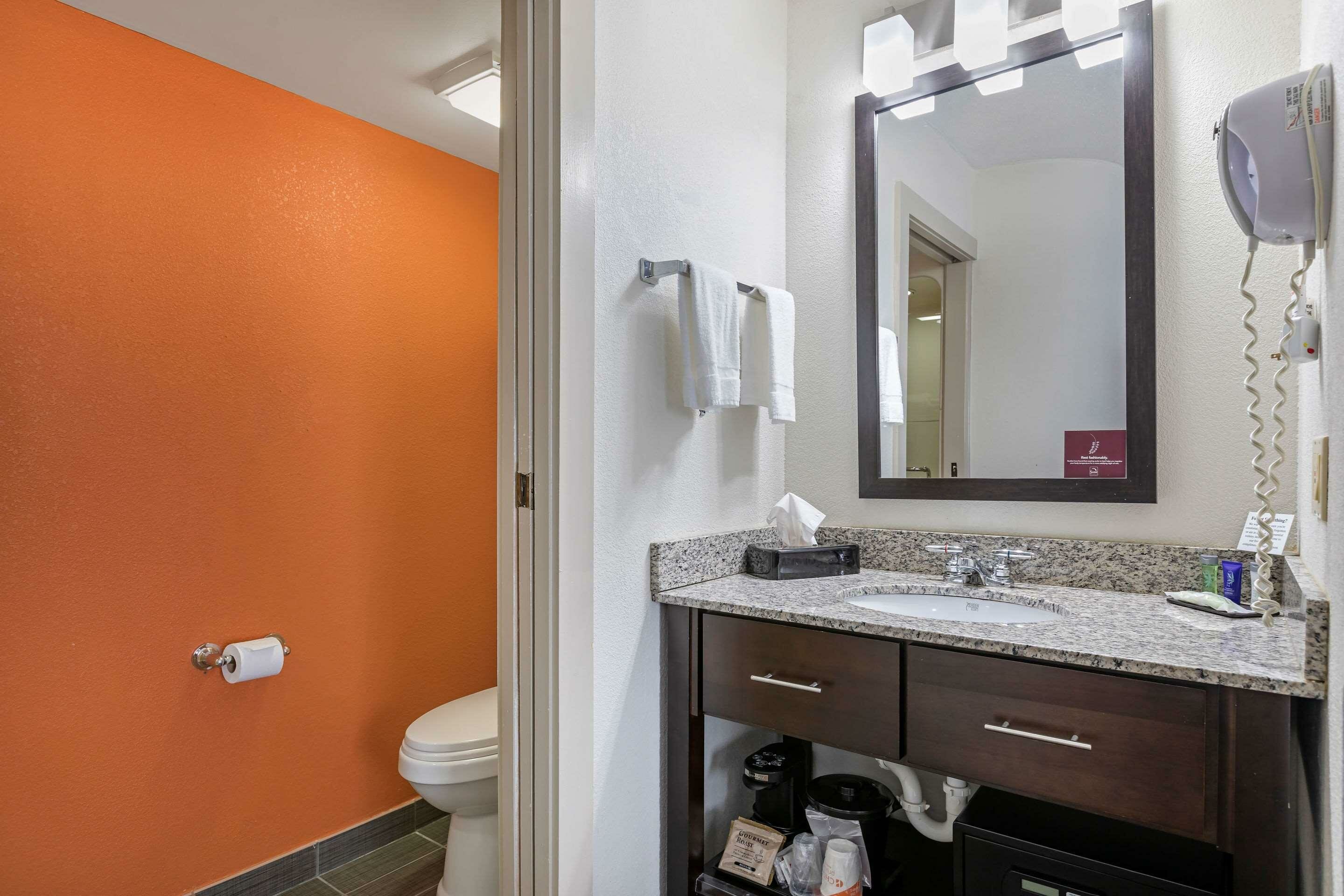 Фото Sleep Inn DeWitt - Lansing North