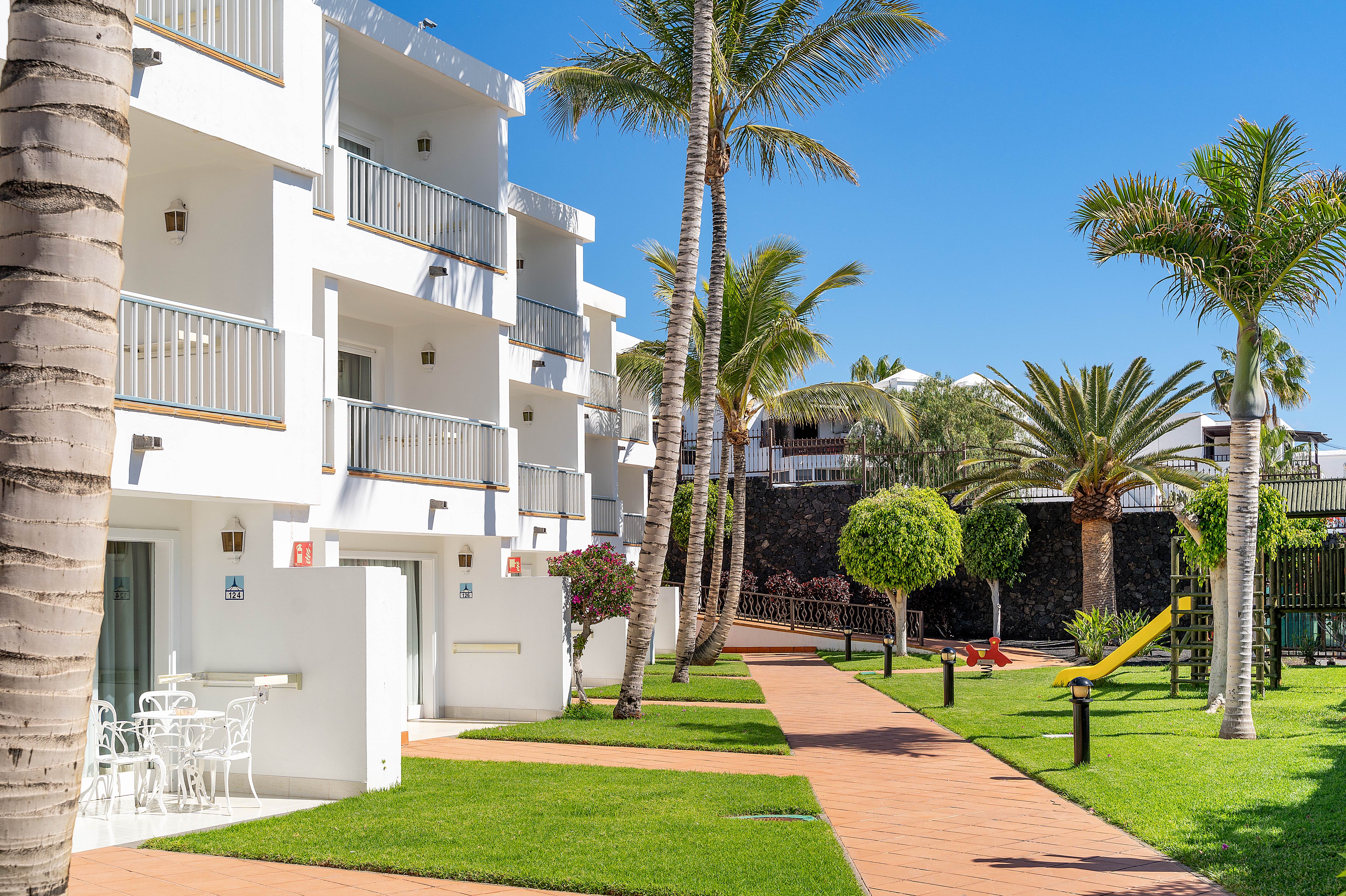 Фото Plus Fariones Apartamentos