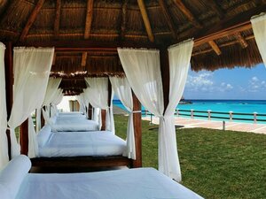 Гостиница Krystal Cancun