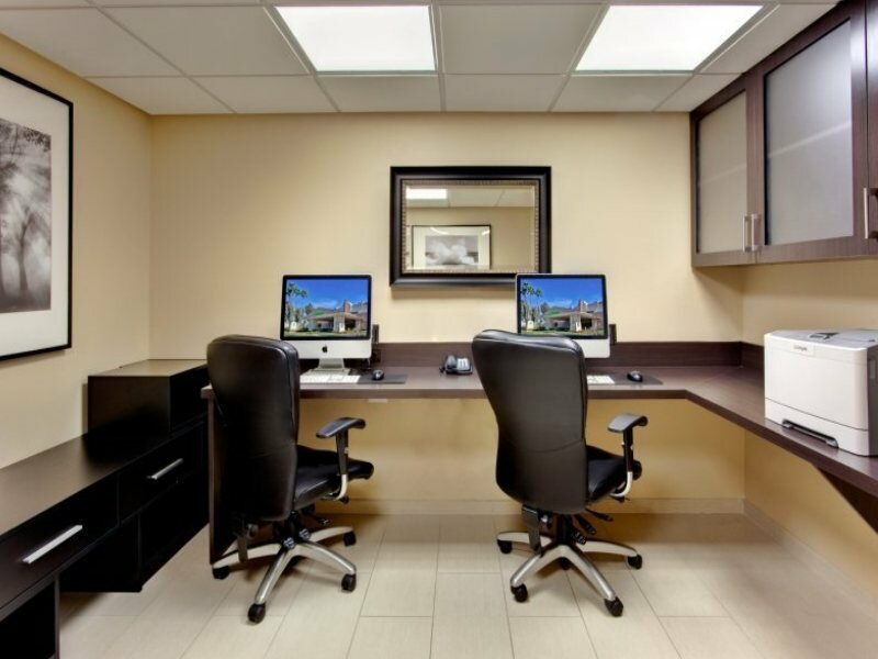 Фото Holiday Inn Hotel & Suites Anaheim, an Ihg Hotel