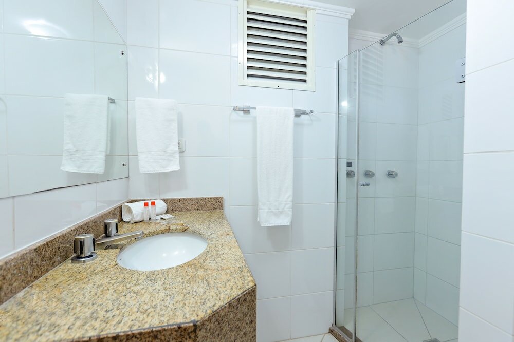 Фото Hotel Suárez Campo Bom