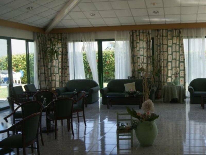 Фото Mandalena Hotel Apartments