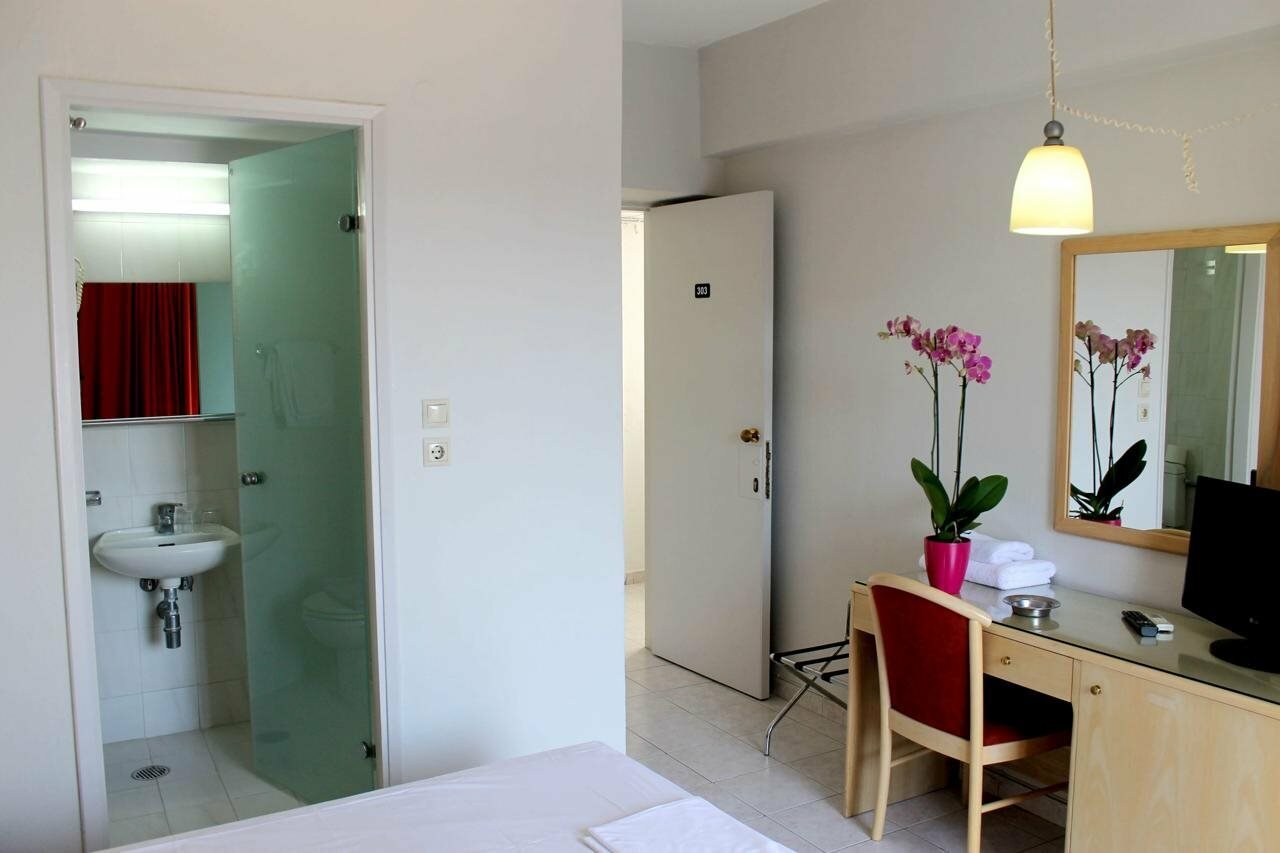 Фото Savoy City Hotel