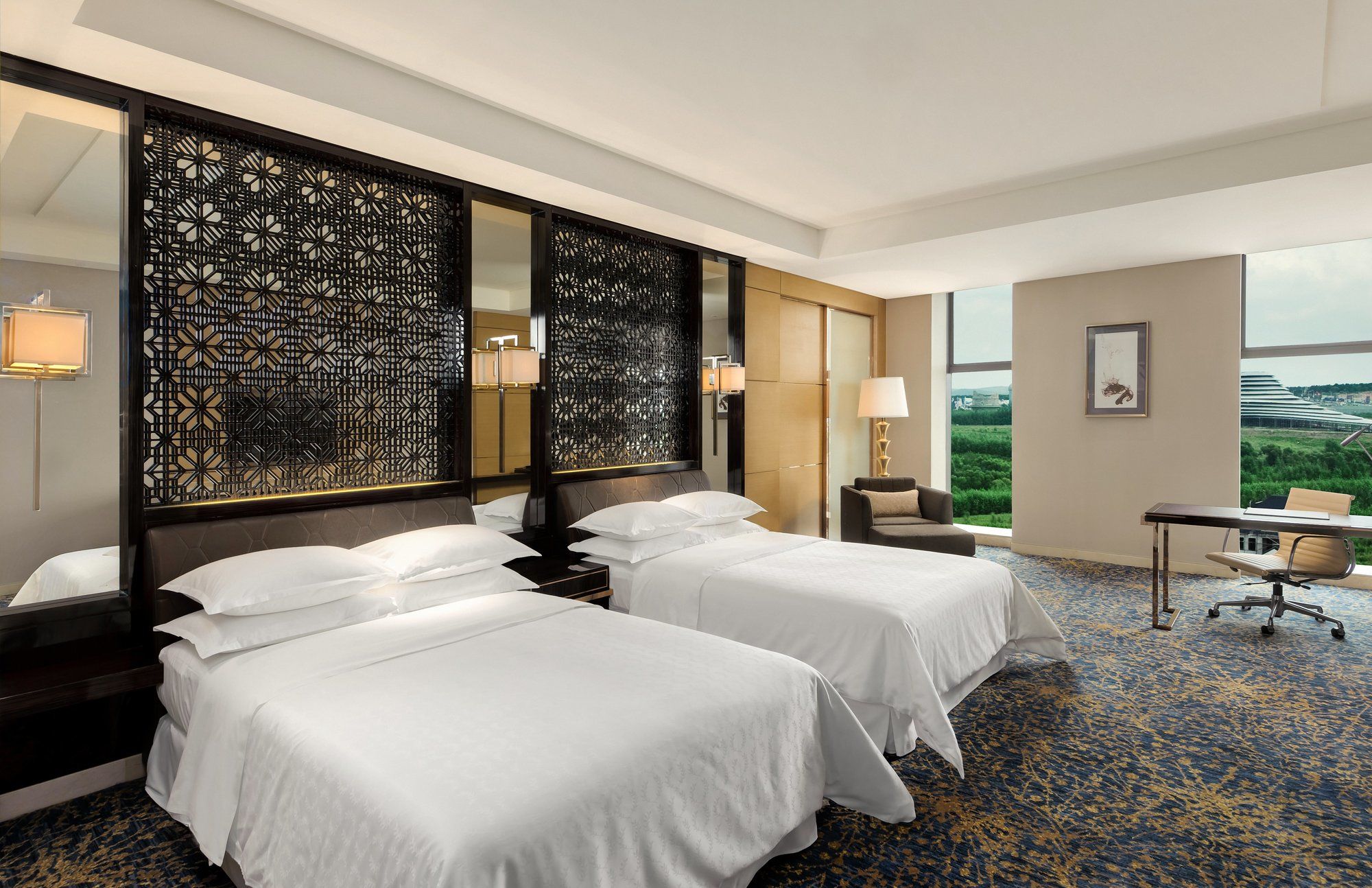 Фото Sheraton Changchun Jingyuetan Hotel