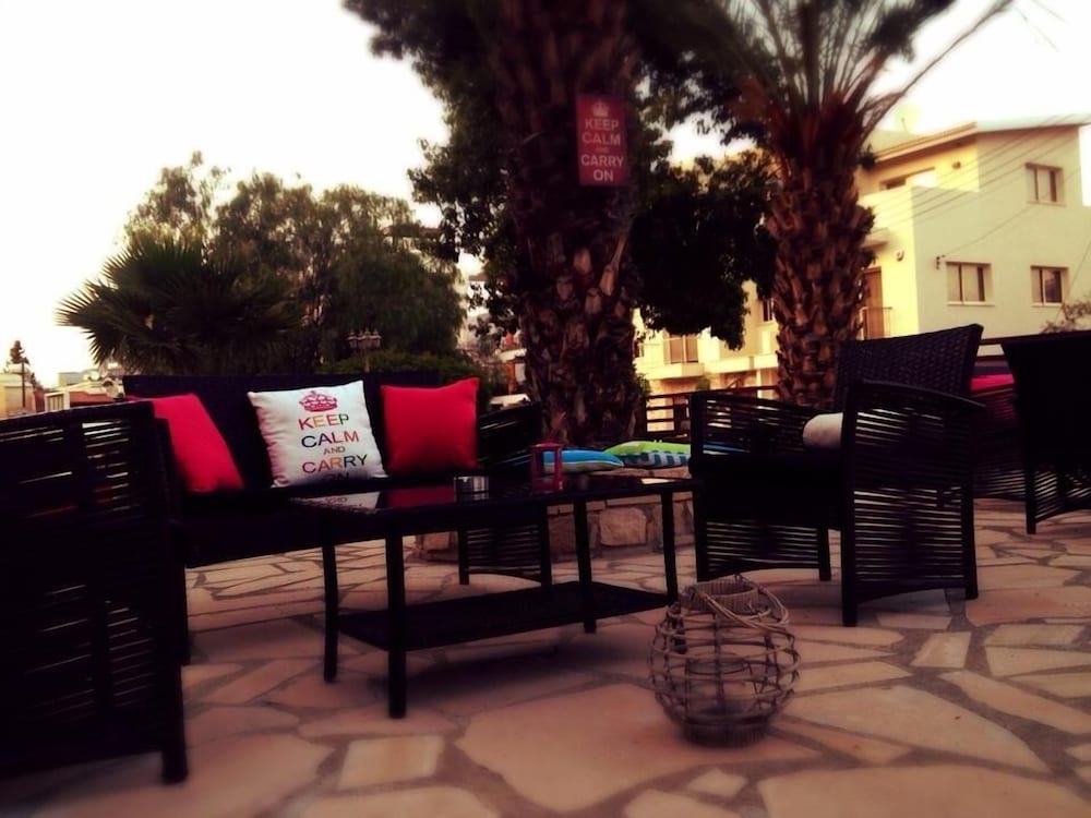 Фото Moniatis Hotel