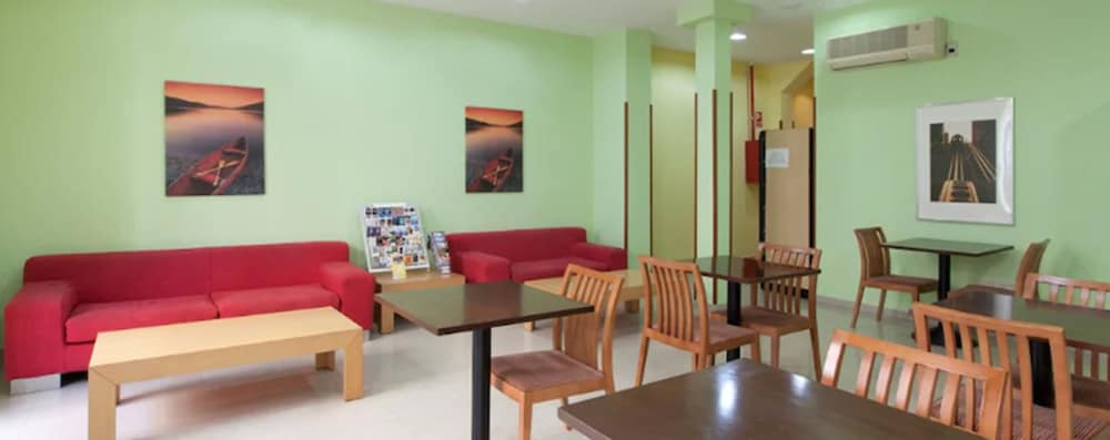 Фото Mirador Puerta Del Sol